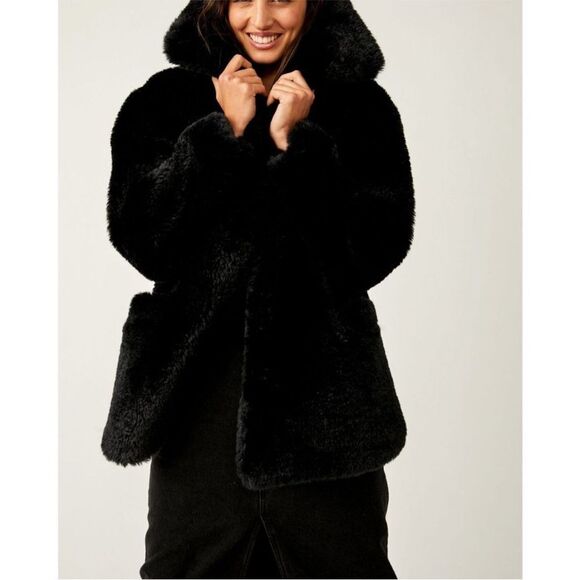 FREE PEOPLE Pretty Perfect Fur Peacoat / Black - Picture 3 of 6